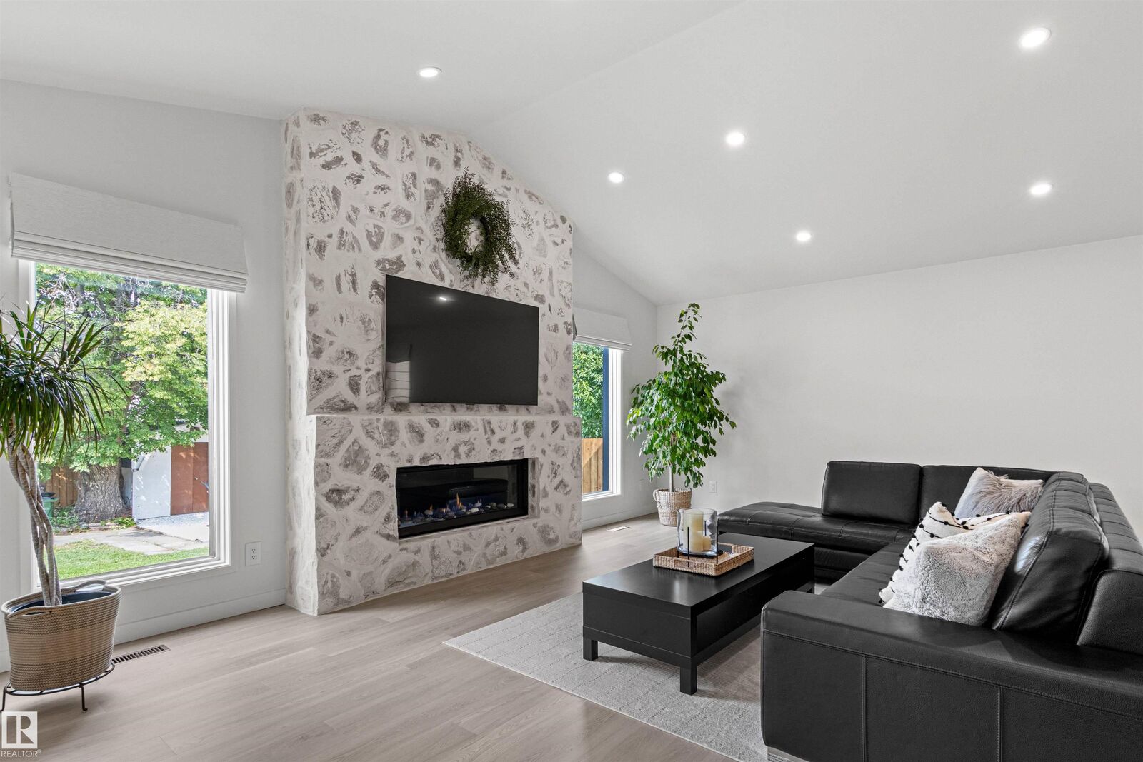 Property Photo: 4704 106A Avenue NW AB T6A 1J5
