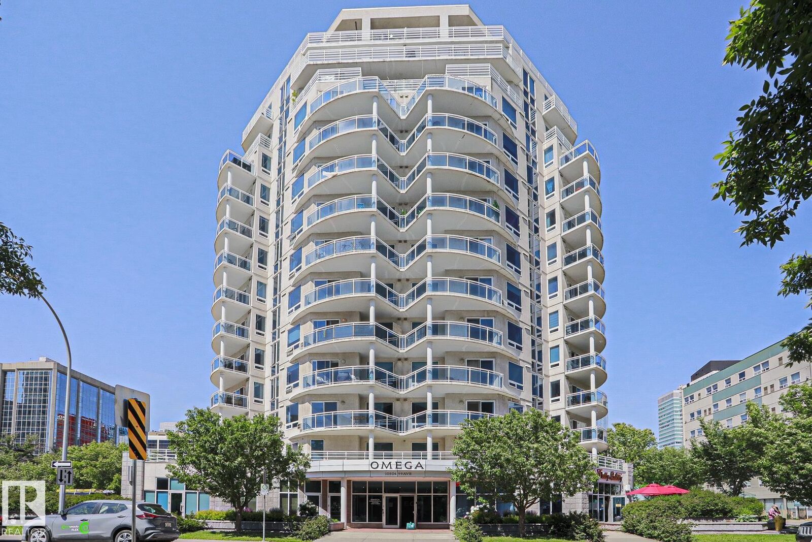 Property Photo:  10504 99 Avenue NW 1004  AB T5K 1B2 