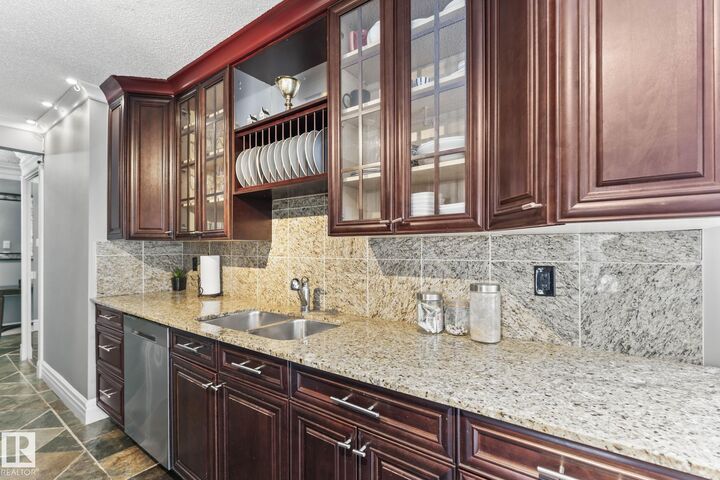 Property Photo:  10745 83 Avenue NW 405  AB T6E 2E5 