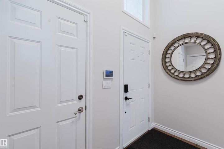 Property Photo:  8517 156 Avenue NW  AB T5Z 3B4 