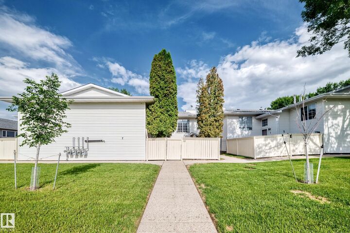 Property Photo: 11 Kirkwood Way NW AB T6L 6W9