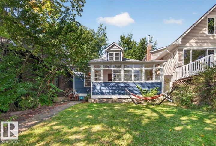 Property Photo: 10034 94 Street NW AB T5H 1Z3