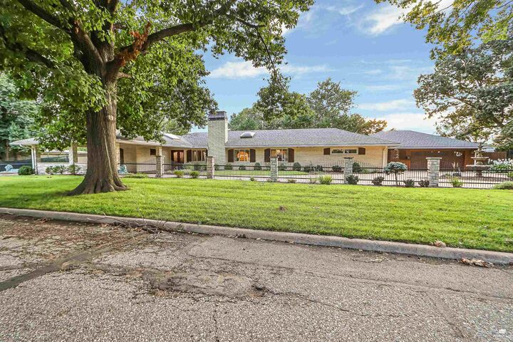 Property Photo: 222 Pine Drive KS 66502