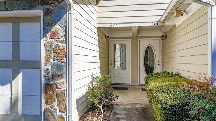 Property Photo:  311 Brookside Way  GA 30114 