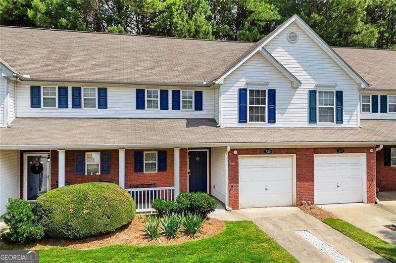 Property Photo: 330 Cottonwood Creek Circle GA 30114
