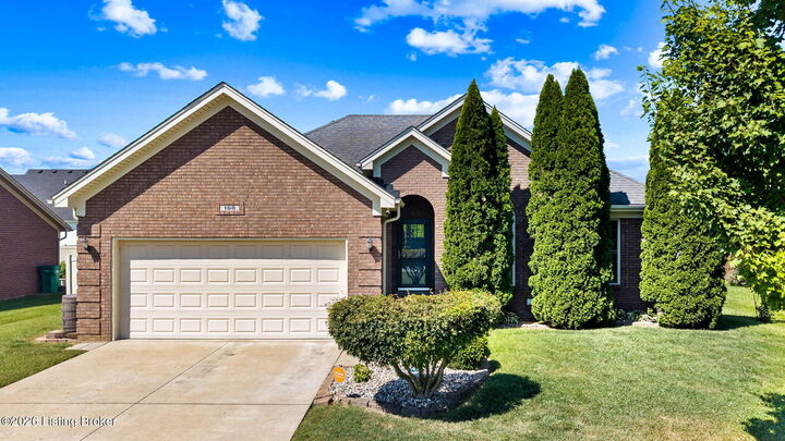 Property Photo:  168 Maplewood Dr  KY 40165 