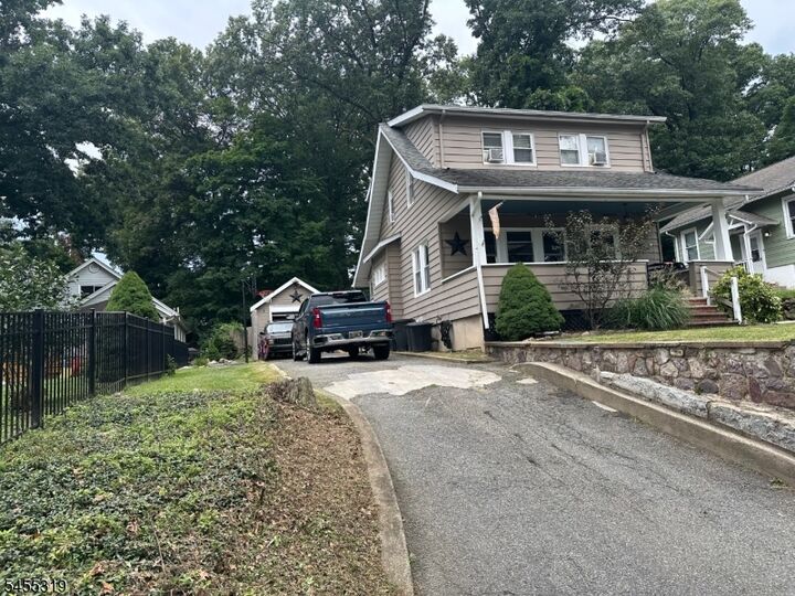 Property Photo:  88 Chestnut Ter  NJ 07866 