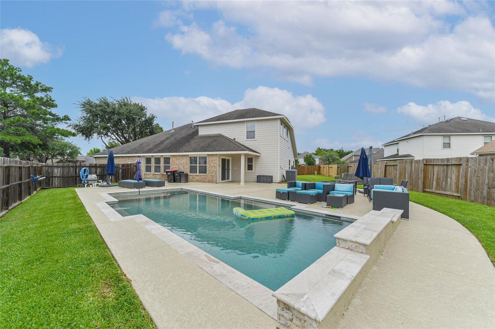 Property Photo: 19503 Hayden Grove Drive TX 77433