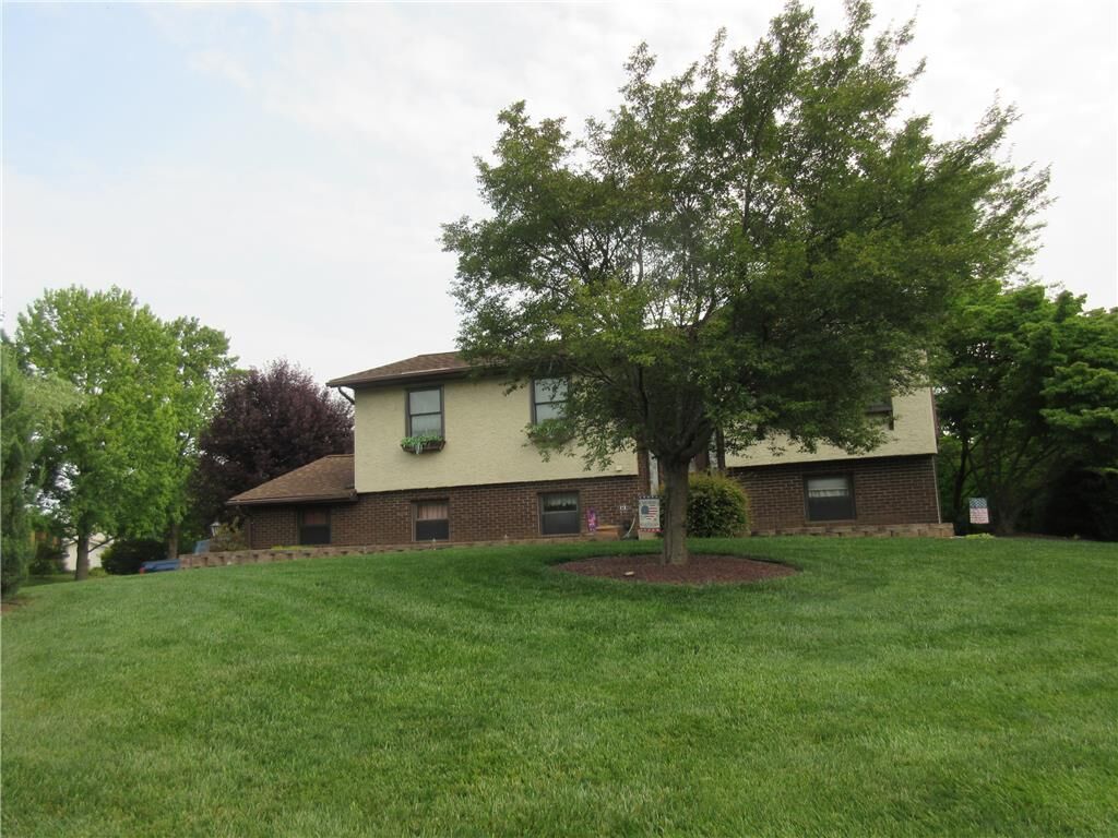 Property Photo: 480 Mountain View Road PA 18064