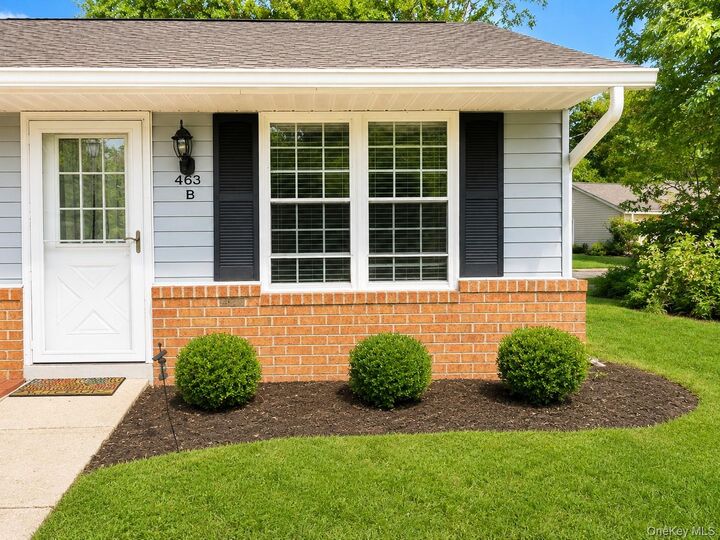 Property Photo: 463 B Oldham Court NY 11961