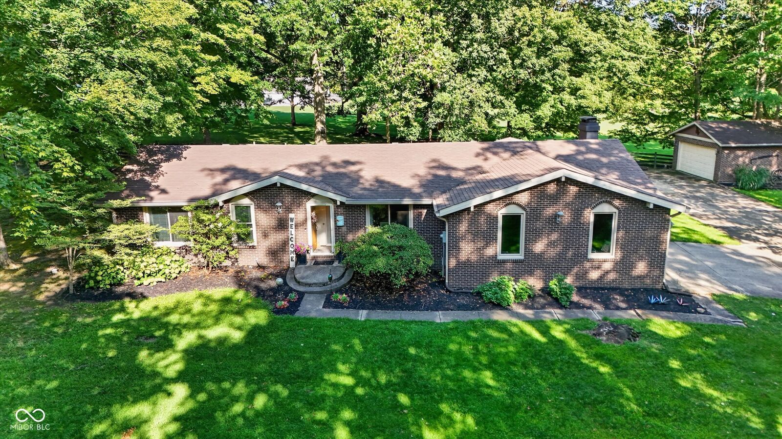 Property Photo:  229 Noel Lane  IN 46040 