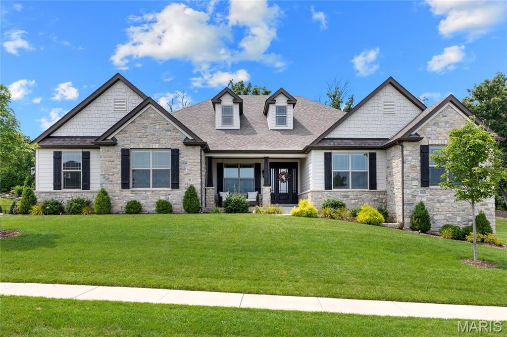 Property Photo:  131 Westleigh Manor Drive  MO 63385 