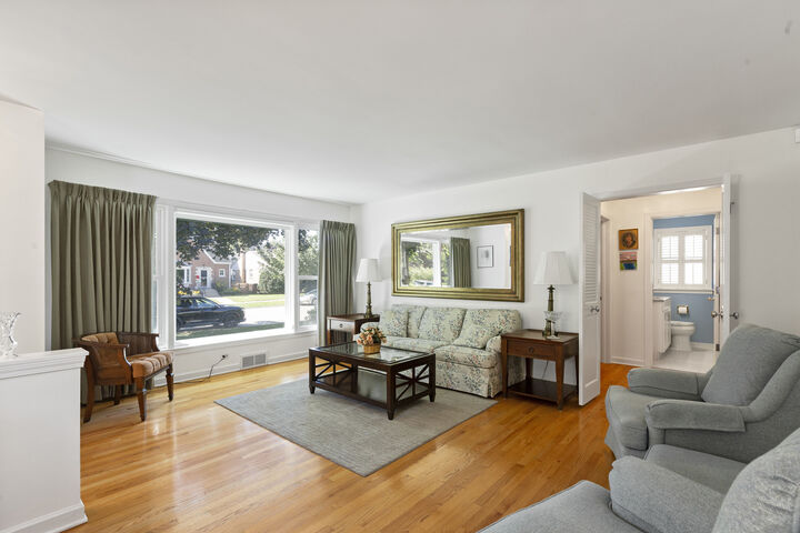 Property Photo:  5312 Crain Street  IL 60077 