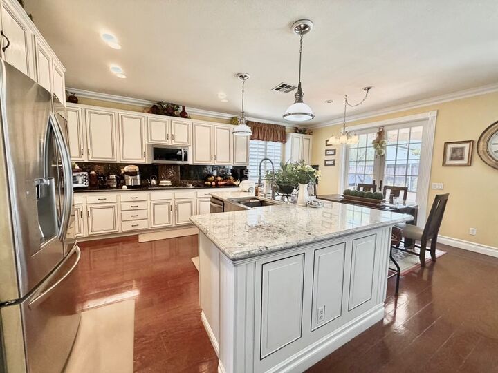 Property Photo:  7212 Corona Valley Drive  CA 92880 