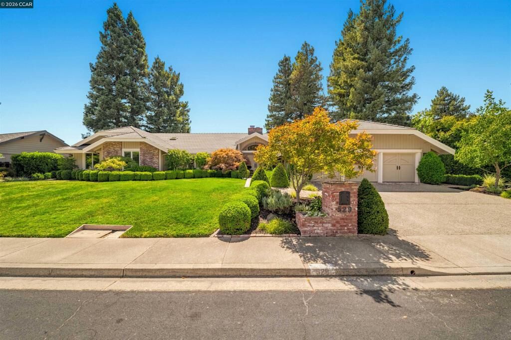 Property Photo:  529 Carleton Way  CA 94507 