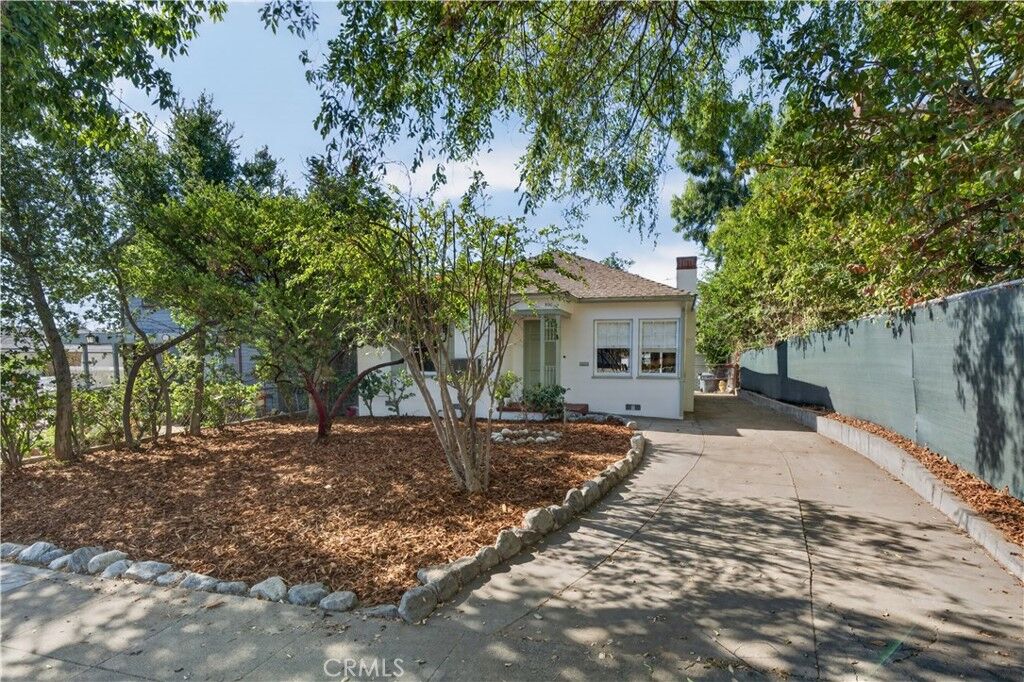 Property Photo: 590 Prescott Street CA 91104