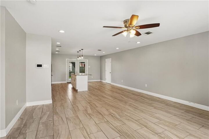 Property Photo:  223 Brett Drive  LA 70056 