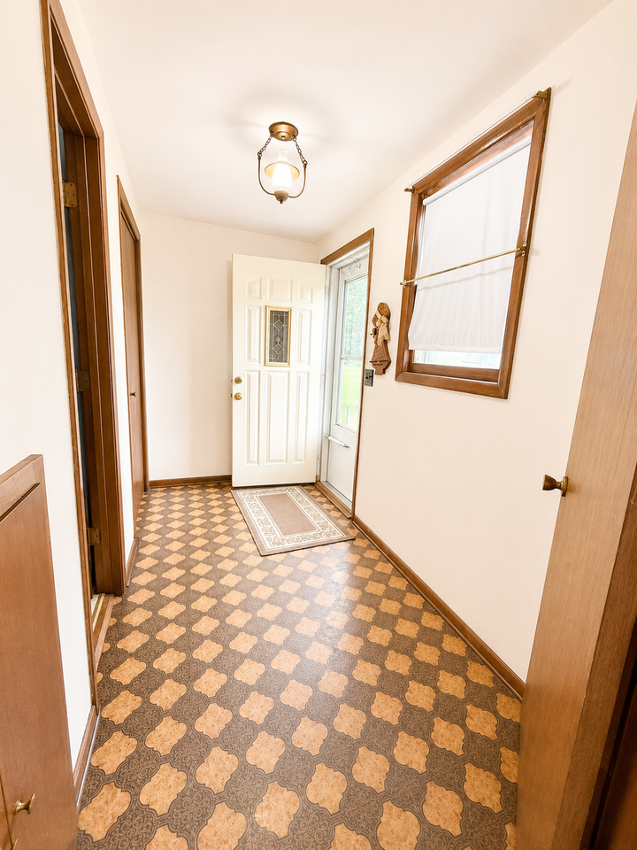 Property Photo:  713 N Broadway Street  MN 55951 