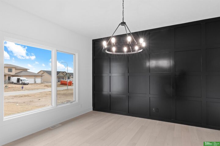 Property Photo:  5405 N 197th Street  NE 68022 