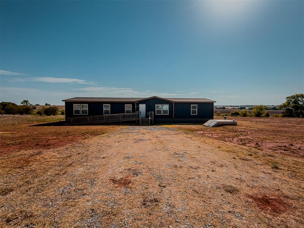 Property Photo: 1448 County Road 1344 OK 73018