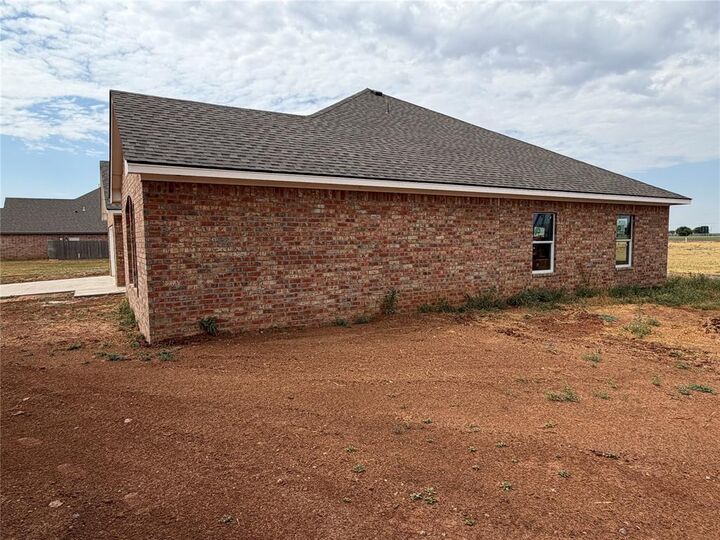 Property Photo:  3325 Continental Court  OK 73521 