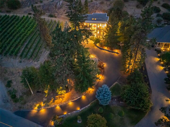 Property Photo: 5851 Lakeshore Road BC V1W 4J5