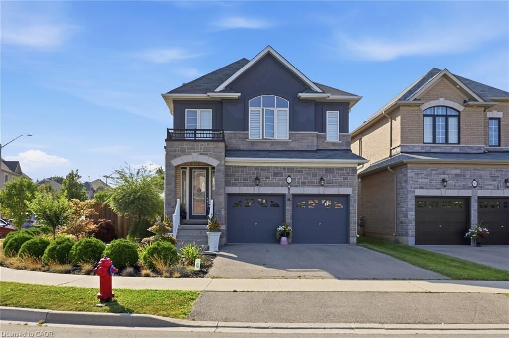 Property Photo:  97 Narbonne Crescent Main &Amp Upper  ON L8J 0J6 