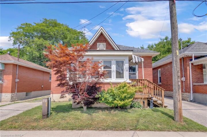 Property Photo:  15 Salisbury Avenue  ON N3S 1M6 