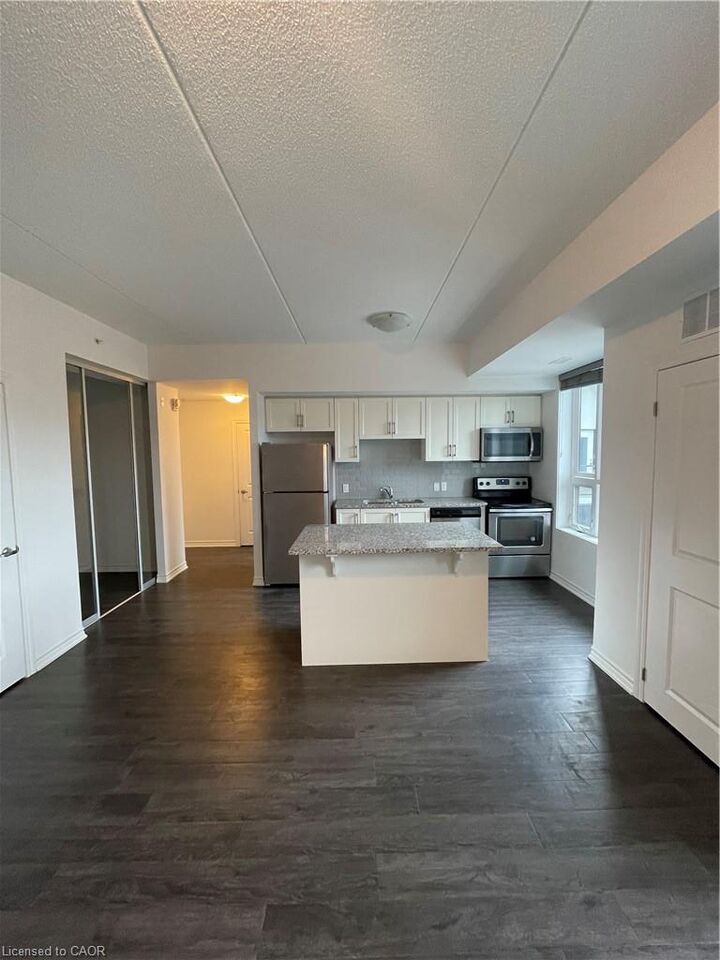Property Photo:  1284 Gordon Street 405  ON N1L 1H3 