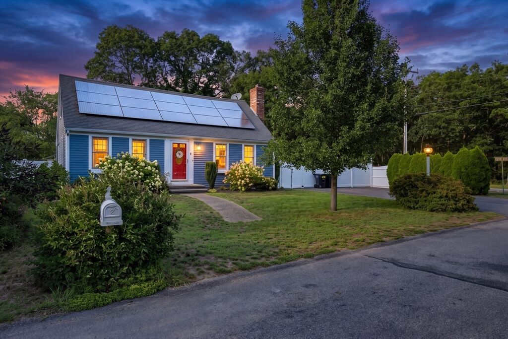 Property Photo:  2 Pheasant Lane  MA 02660 