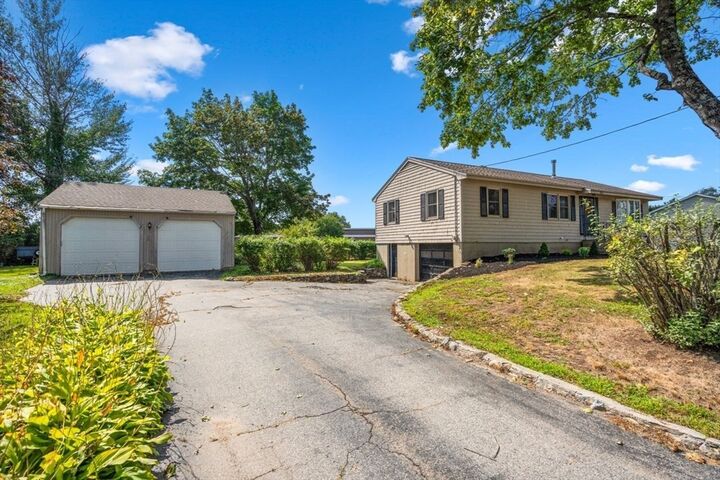 Property Photo:  29 Rosedale Avenue  MA 01845 