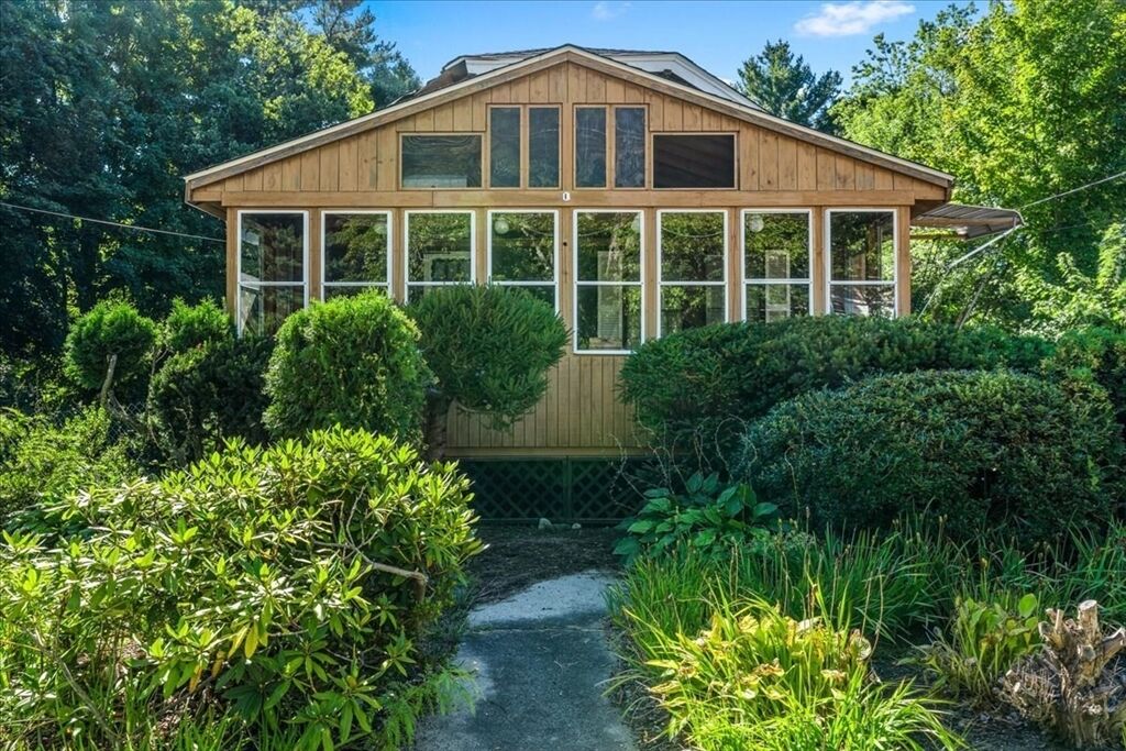 Property Photo:  1055 S Franklin St  MA 02343 