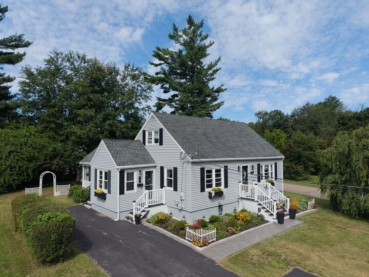 Property Photo:  29 Warren Ave  MA 01524 