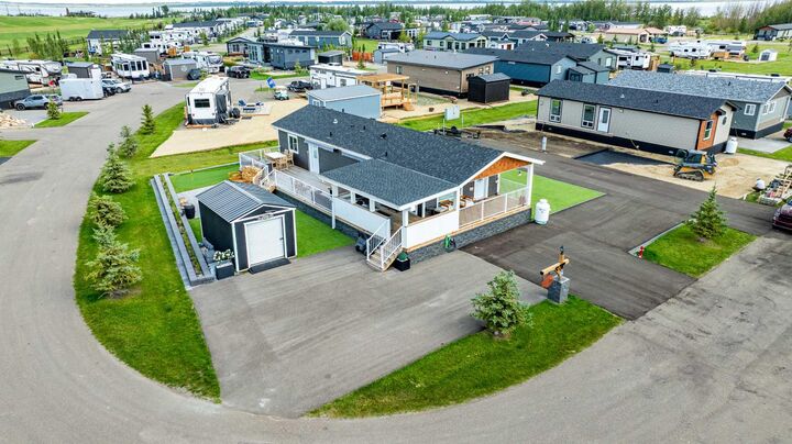 Property Photo: 41019 Range Road 11 224 AB T0C 0J1