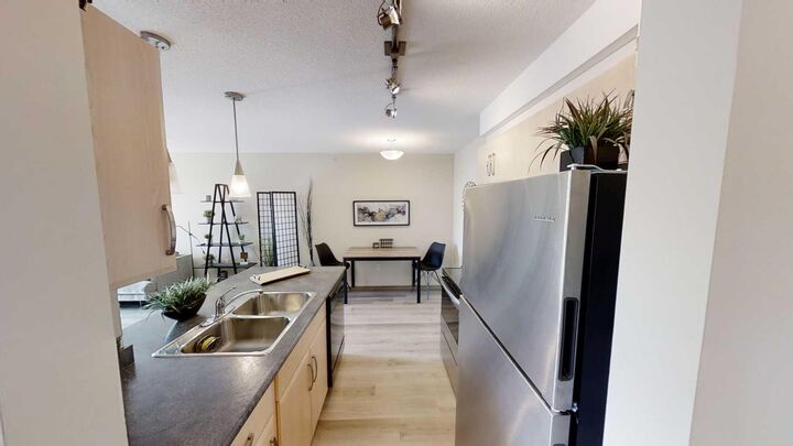 Property Photo:  9124 96 Avenue 411  AB T8X 0A1 
