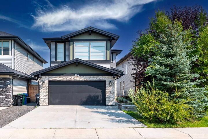 157 Walden Park SE — photo 1