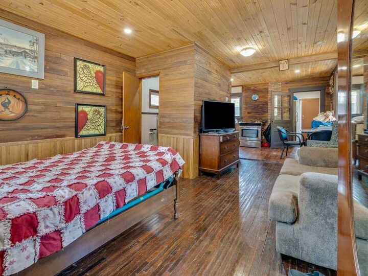 Property Photo:  316 1st Avenue NE  AB T0K 1M0 