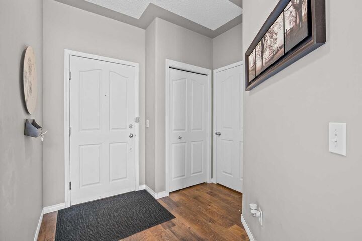Property Photo:  345 Rocky Vista Park NW 427  AB T3G 5K6 