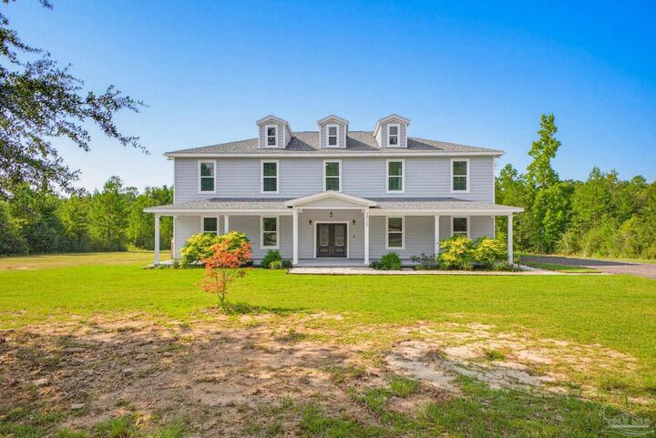 Property Photo:  3717 Arbor Ridge Rd  FL 32571 