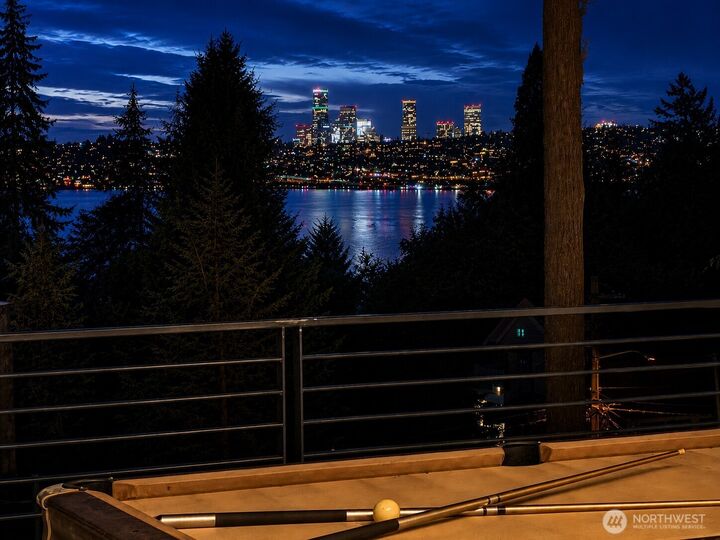 Property Photo: 3410 W Mercer Way WA 98040