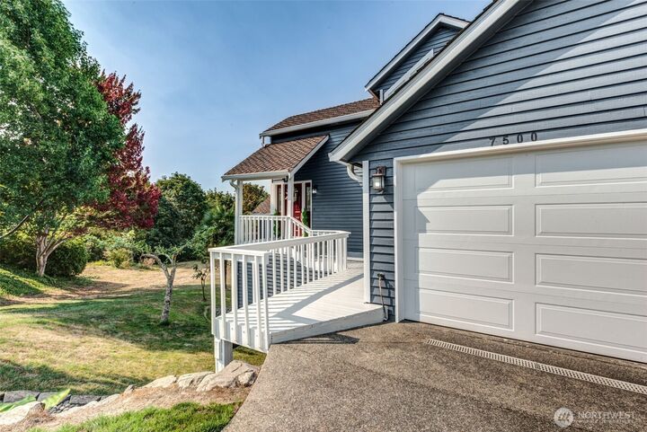 Property Photo: 7500 76th Place NE WA 98270