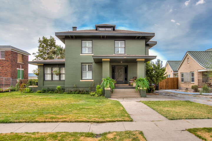 Property Photo:  225 W Twohig Avenue  TX 76903 