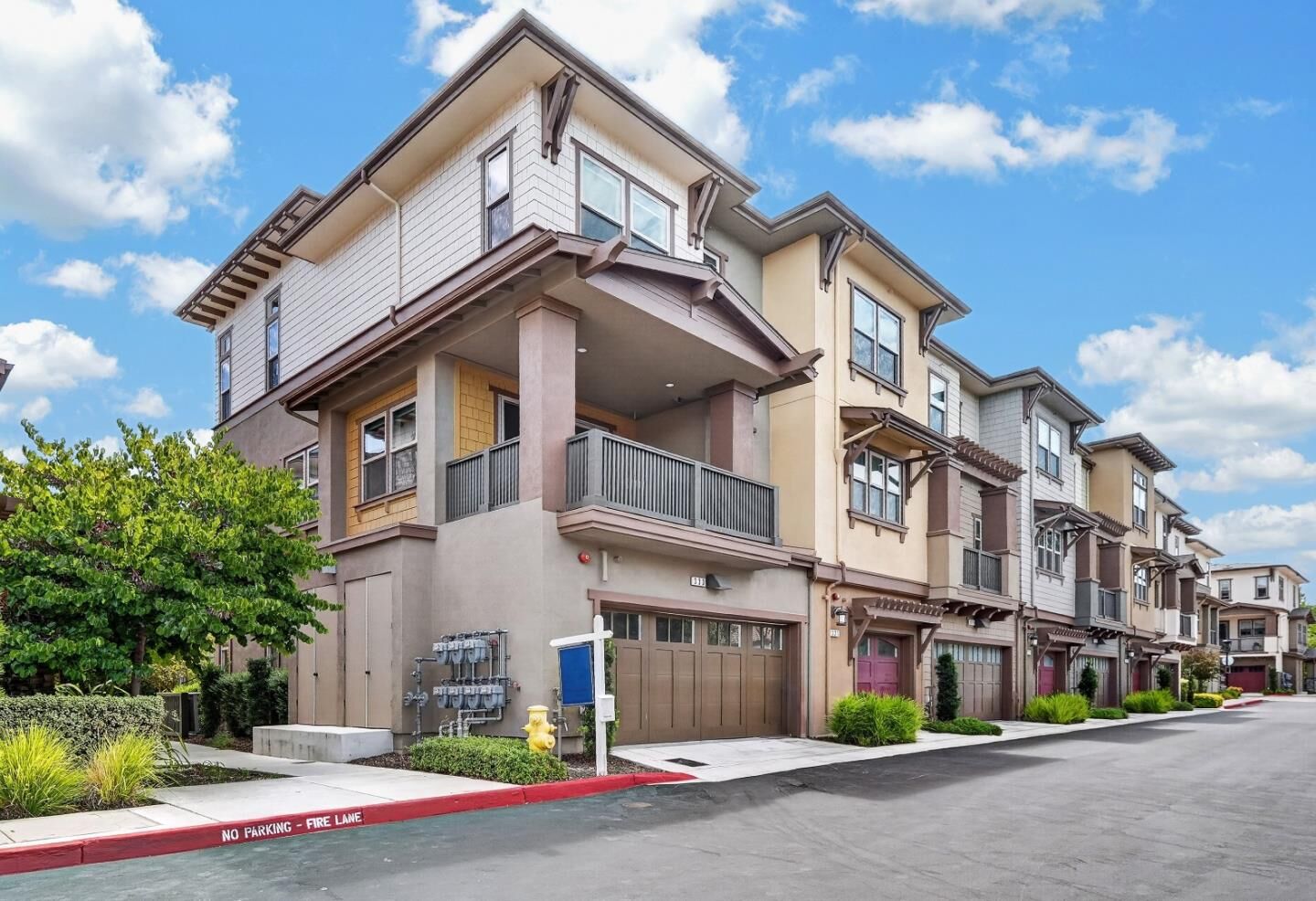Property Photo: 333 Marquetta Circle CA 94043