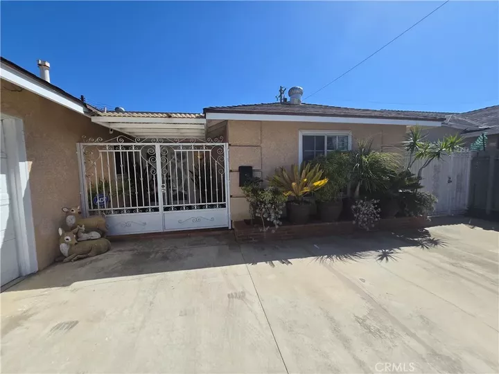Property Photo:  9802 Kern Avenue  CA 92844 