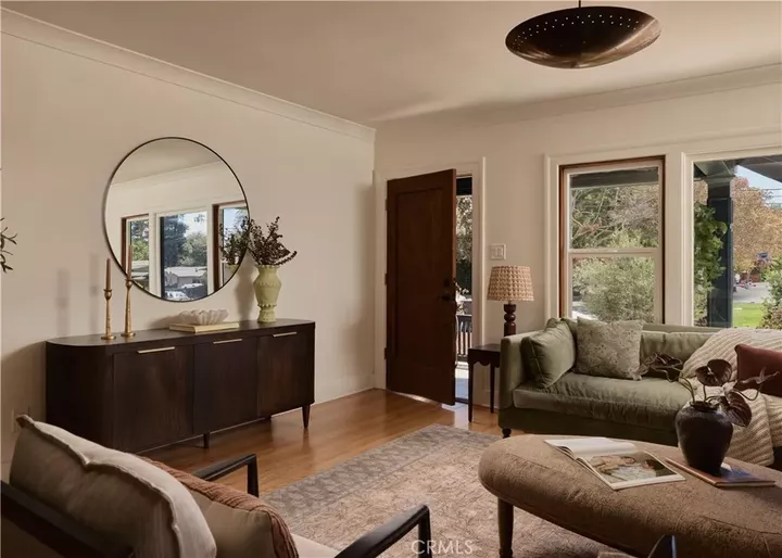 Property Photo:  2019 Addison Way  CA 90041 