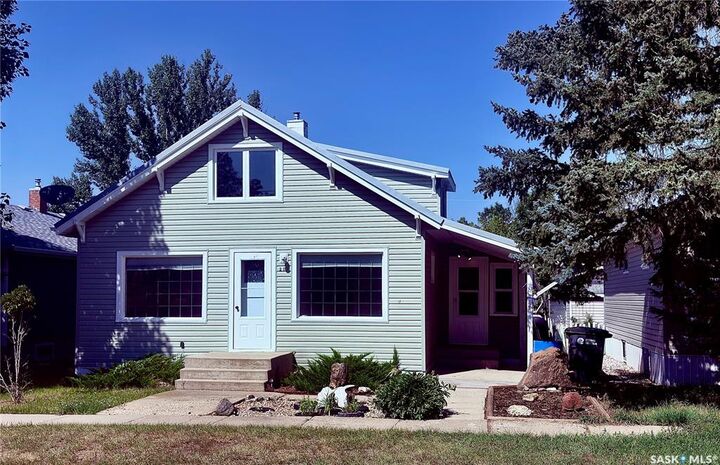217 7th Avenue E — photo 1