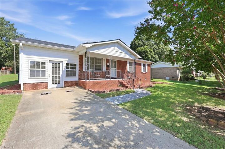Property Photo: 534 S Martin Luther King Jr Avenue NC 28144