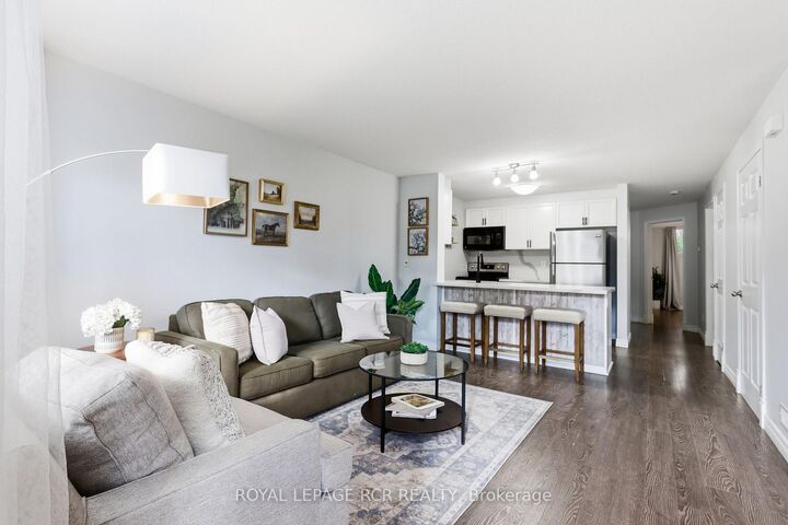 Property Photo:  35 Mountford Drive 25  ON N1E 0G6 