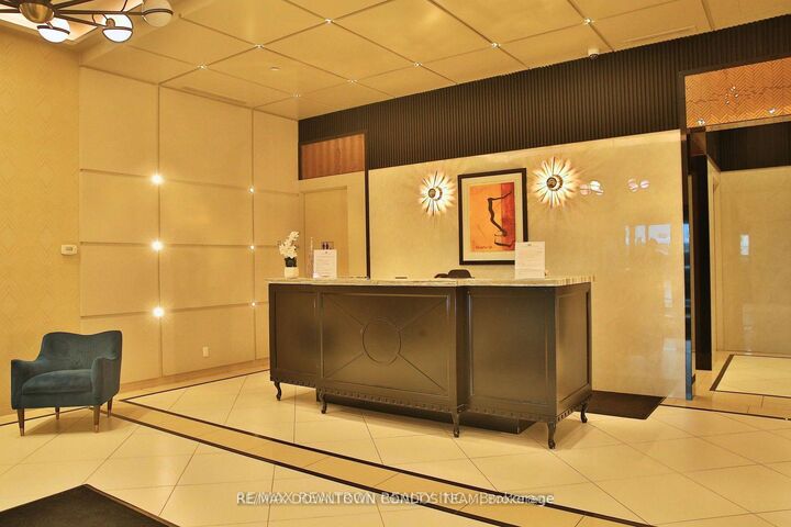Property Photo: 1486 Bathurst Street 303 ON M5P 3G9