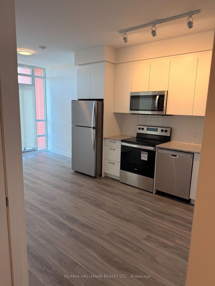 Property Photo: 1010 Dundas Street E 517 ON L1N 0L6